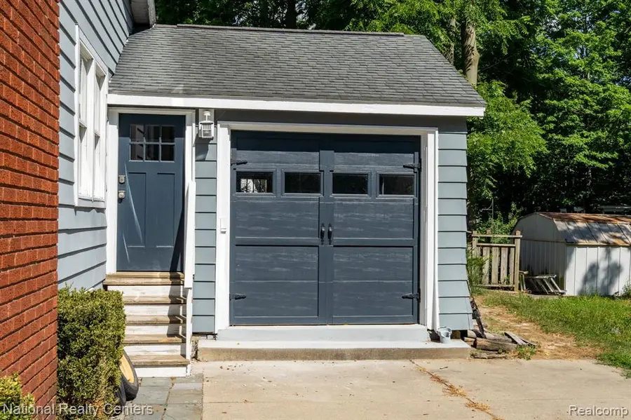 134 N Anderson, Lake Orion, MI 48362 - #3