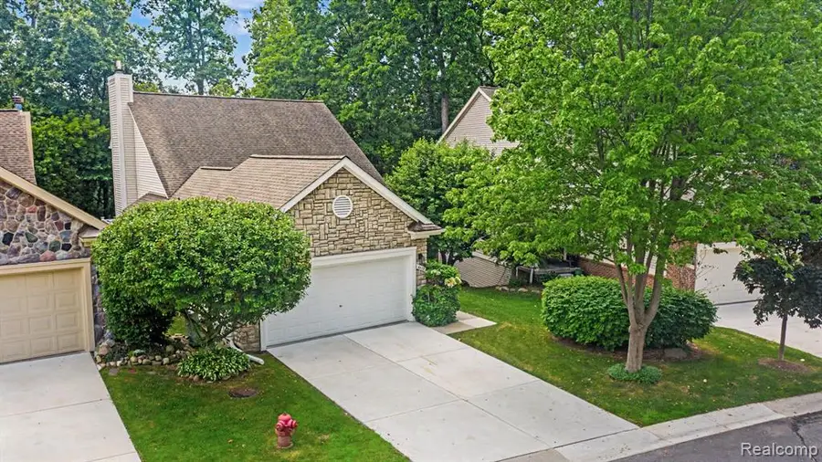 6573 Summit, Clarkston, MI 48346 - #2