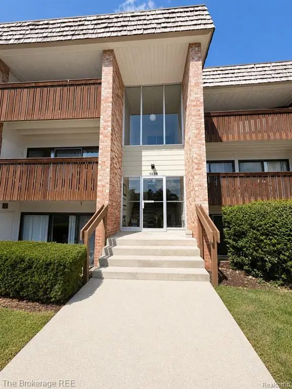 1325 S Maple #301, Ann Arbor, MI 48103 - #1