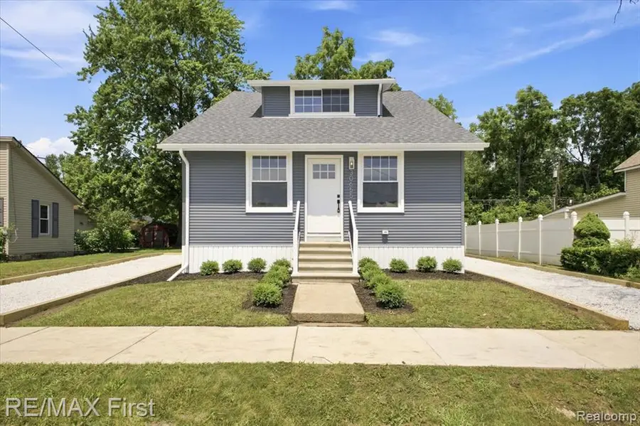 30655 Elk, New Haven, MI 48048 - #2