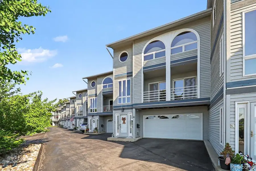40 Harrison, Trenton, MI 48183 - #2