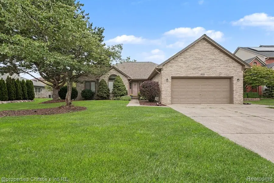 49316 Deerfield, Macomb, MI 48044 - #2