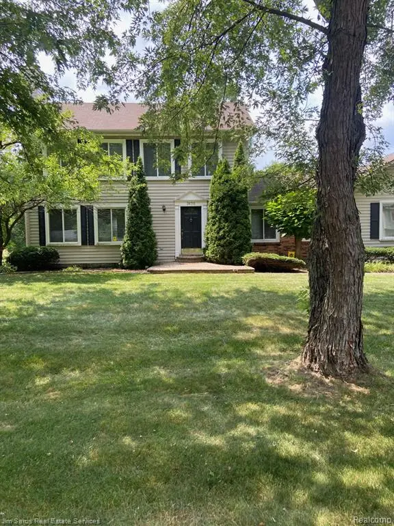 36715 Paddock, Clinton Township, MI 48035 - #1