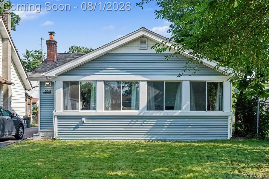 3018 Cass Lake, Keego Harbor, MI 48320 - #2
