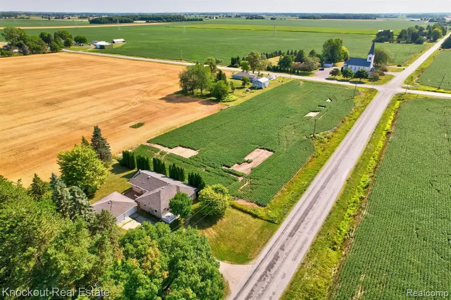 5895 King, Bridgeport, MI 48722 - #3