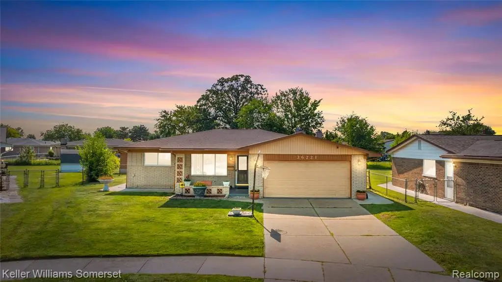 36221 Pickwick, Sterling Heights, MI 48310 - #1