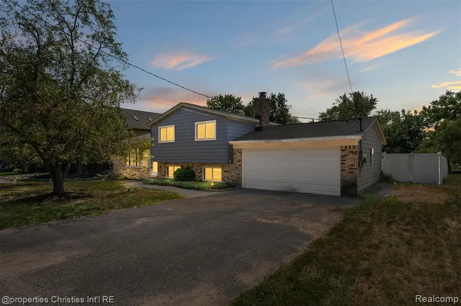 4881 Greer, West Bloomfield, MI 48324 - #2