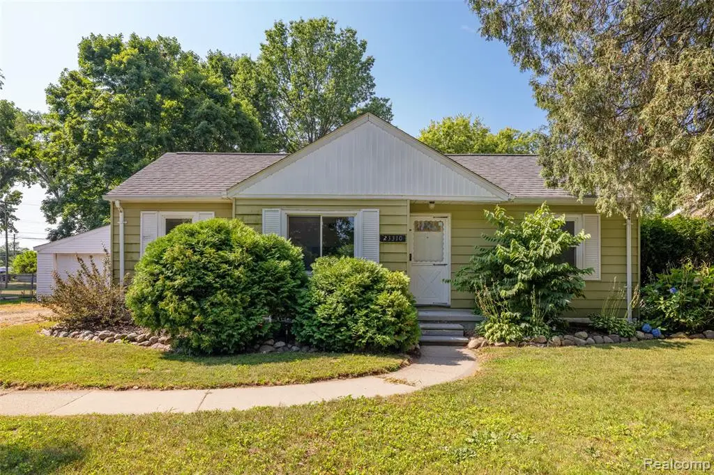 23310 Patterson, Clinton Township, MI 48036 - #1