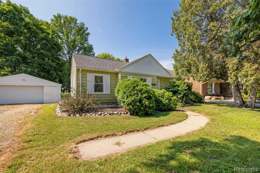 23310 Patterson, Clinton Township, MI 48036 - #3