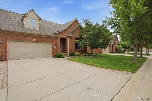 49554 Iron River, Macomb, MI 48042
