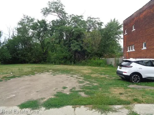 6214 Rosa Parks, Detroit, MI 48208