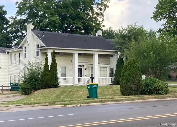 12205 N Saginaw, Mount Morris, MI 48458