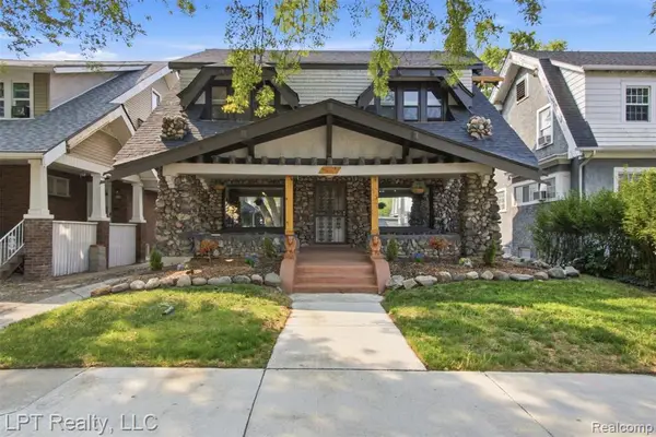 98 Massachusetts, Highland Park, MI 48203