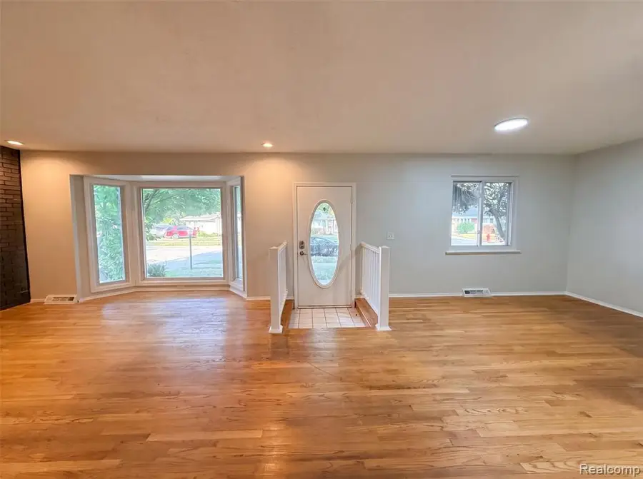 14743 Ronnie, Livonia, MI 48154 - #3