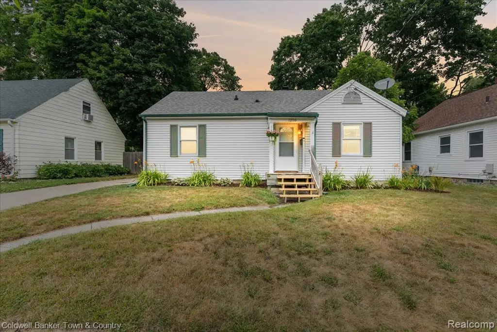 1206 Loraine, Lansing, MI 48910 - #1