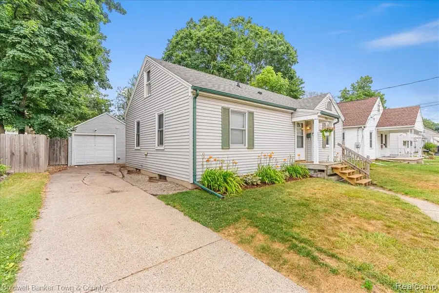 1206 Loraine, Lansing, MI 48910 - #2