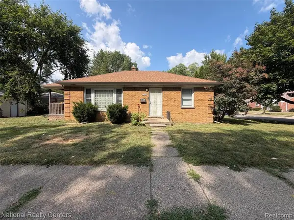 6300 Canyon, Grosse Pointe, MI 48236