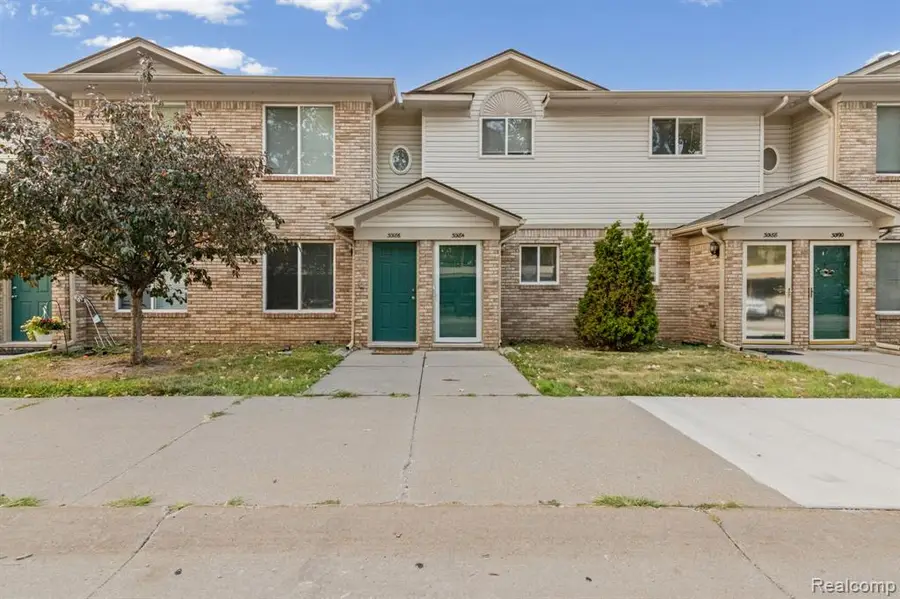 30184 Wedgewood, Roseville, MI 48066 - #3