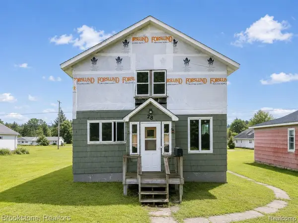 28 N 5th, Iron River, MI 49935