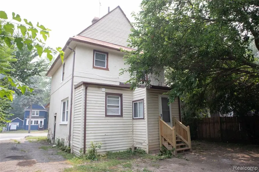 633 N Perry, Pontiac, MI 48342 - #3