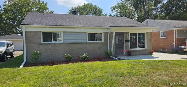 30763 Steinhauer, Westland, MI 48186