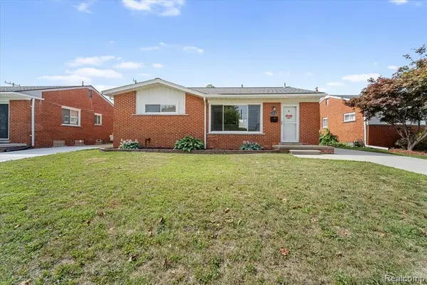 13231 Spruce, Southgate, MI 48195
