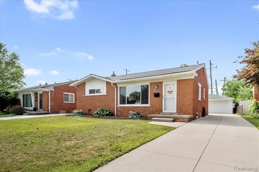 13231 Spruce, Southgate, MI 48195 - #2