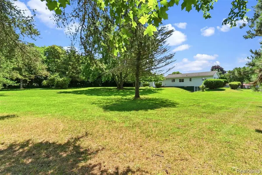 2285 Peppermill, Lapeer, MI 48446 - #2