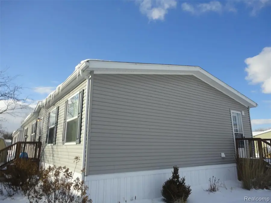 170 Newbury, Adrian, MI 49221 - #2