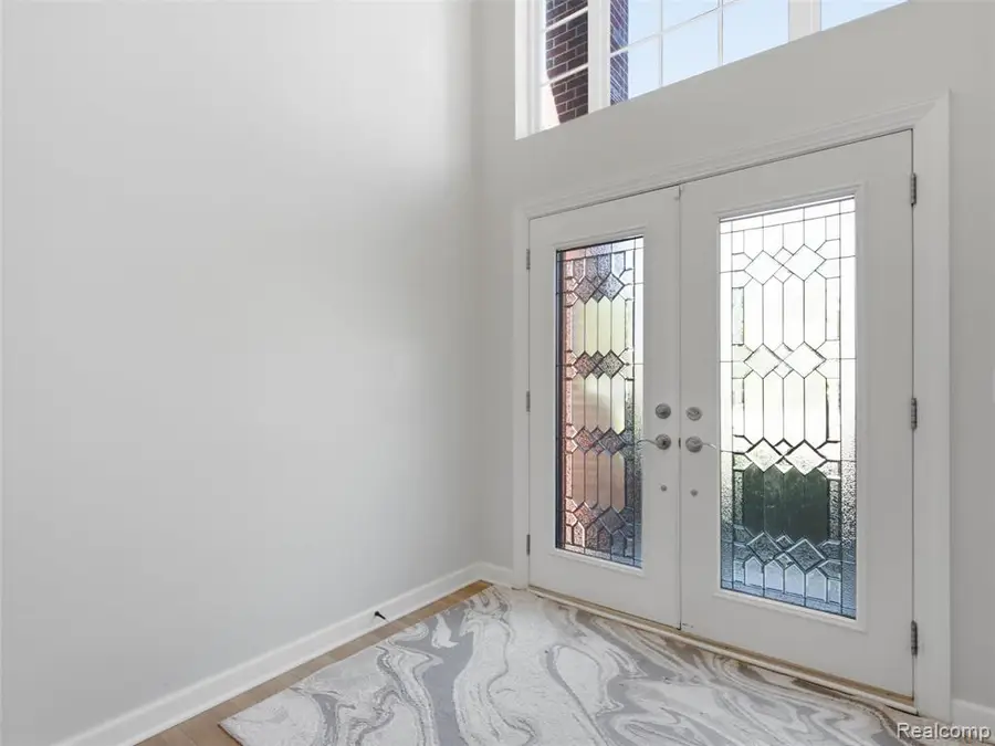 27134 Victoria, Novi, MI 48374 - #2