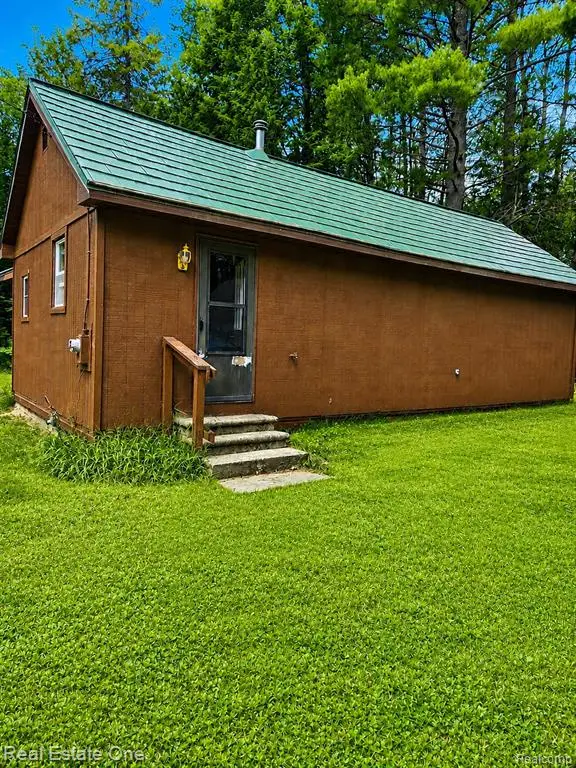 11557 Sullivan Creek, Brimley, MI 49715
