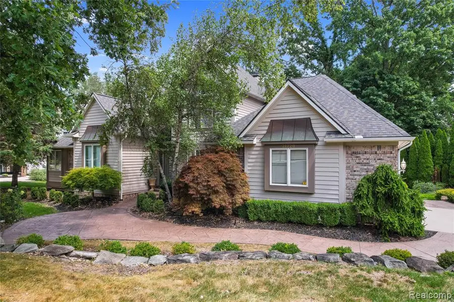 21720 Heatheridge, Northville, MI 48167 - #2