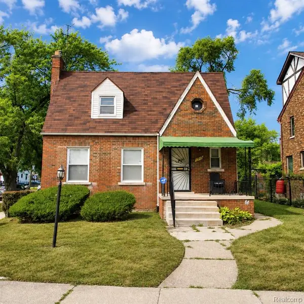 9713 E Outer, Detroit, MI 48213