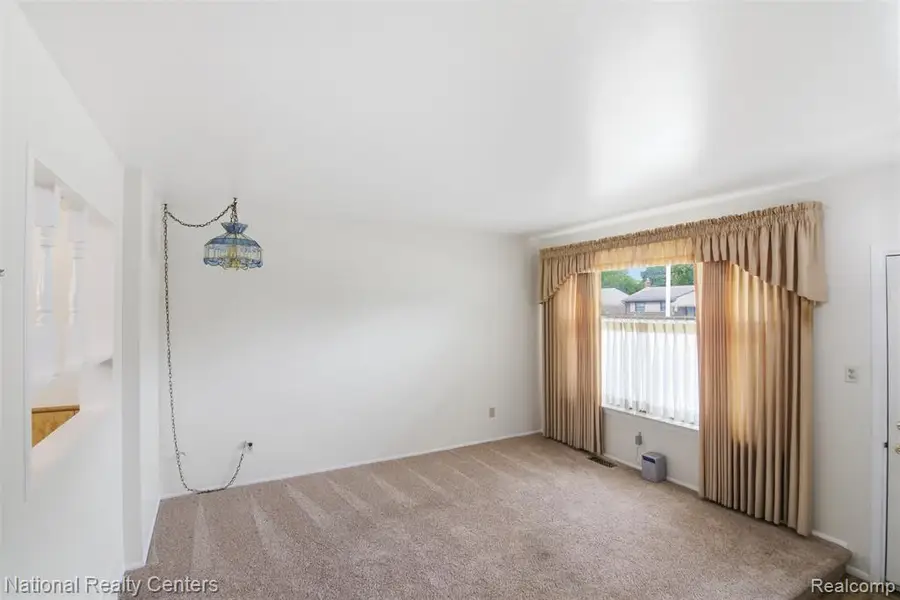 30469 Grandview Avenue, Westland, MI 48186 - #3