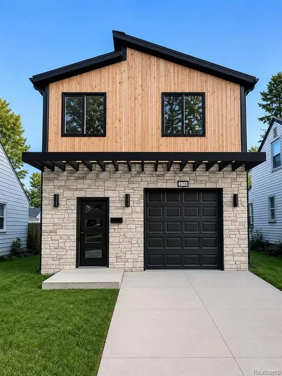 375 W Hayes, Hazel Park, MI 48030