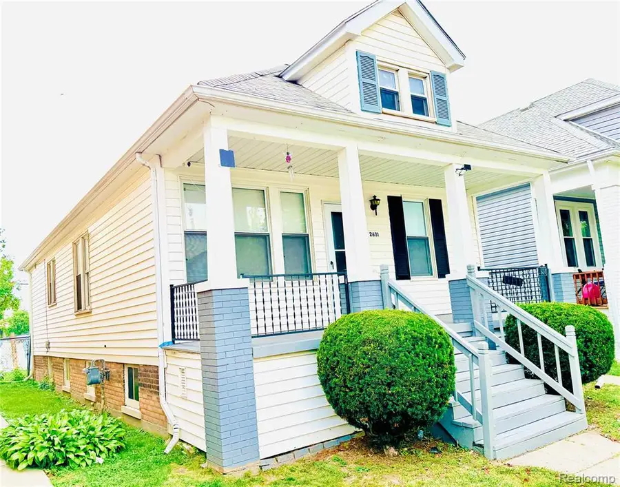 2631 Pulaski, Hamtramck, MI 48212 - #2