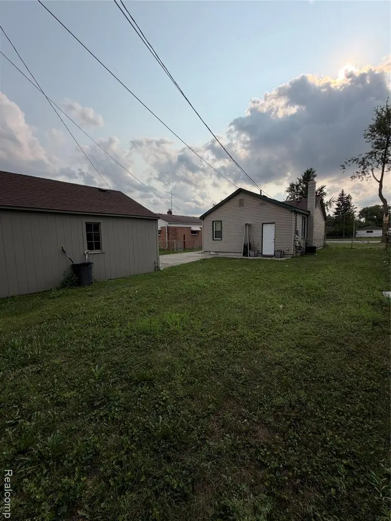 6234 N Beech Daly, Dearborn Heights, MI 48127 - #2