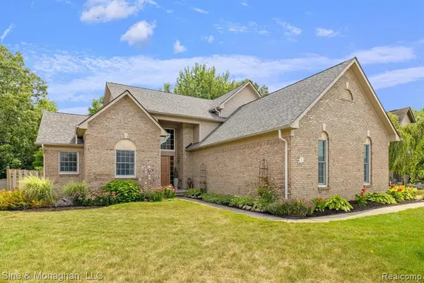 33457 Crooks, Rockwood, MI 48173