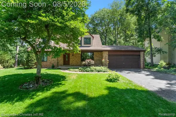 2325 Horace, West Bloomfield, MI 48324