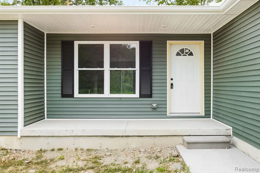1047 39th, Port Huron, MI 48060 - #2