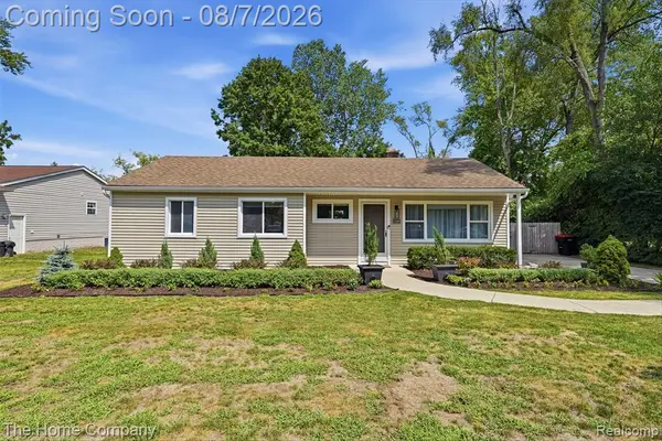 25566 Dunbar, Southfield, MI 48033