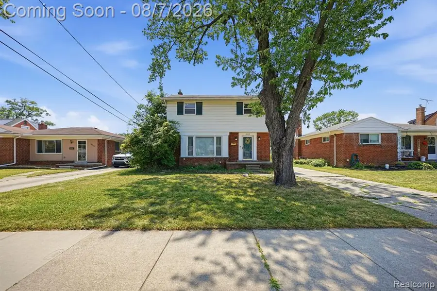 18332 Spring, Fraser, MI 48026 - #2
