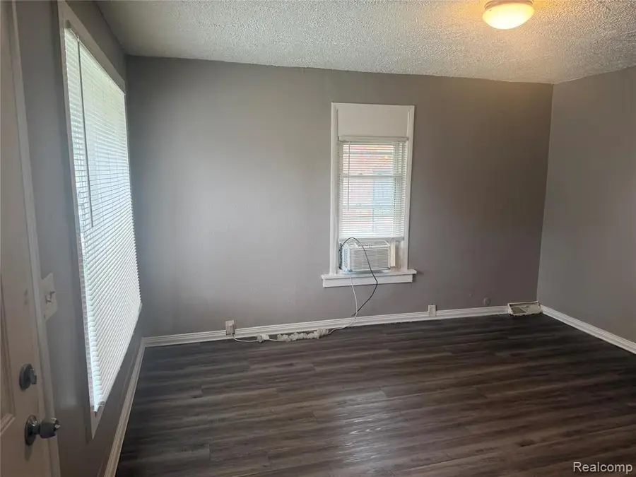 3322 Isabelle, Inkster, MI 48141 - #3