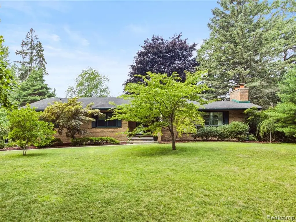 4291 Gratiot, Fort Gratiot, MI 48059 - #1