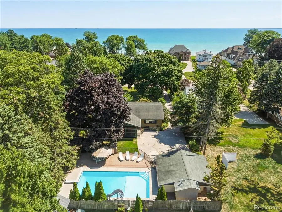 4291 Gratiot, Fort Gratiot, MI 48059 - #3