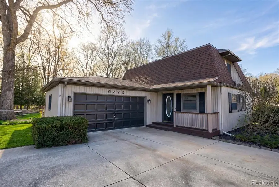 6273 Cold Spring, Grand Blanc, MI 48439 - #2