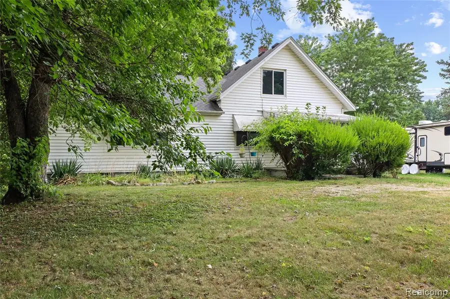 10835 Fieldcrest, Brighton, MI 48116 - #3