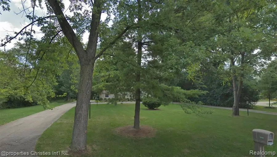 1569 Orchard, Bloomfield Hills, MI 48301 - #2