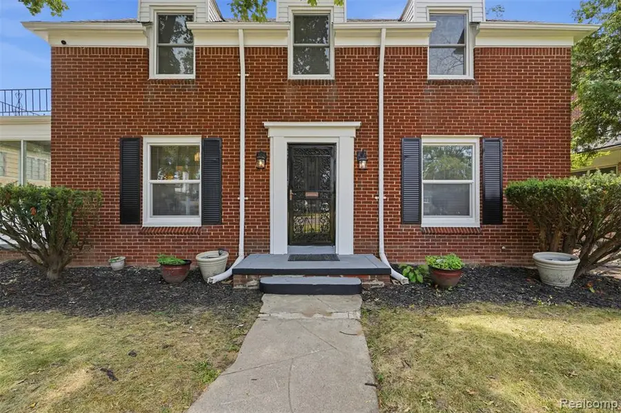 4243 W Outer, Detroit, MI 48221 - #2