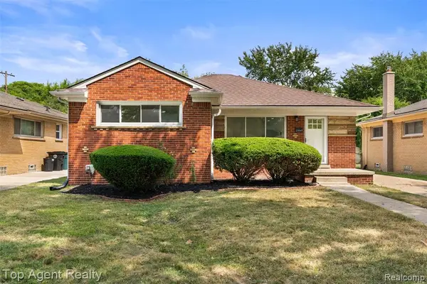 23040 Marlow, Oak Park, MI 48237